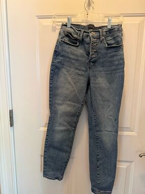 Lucky Brand High-Rise Button-Fly Jeans - Medium Blue Wash 4/27